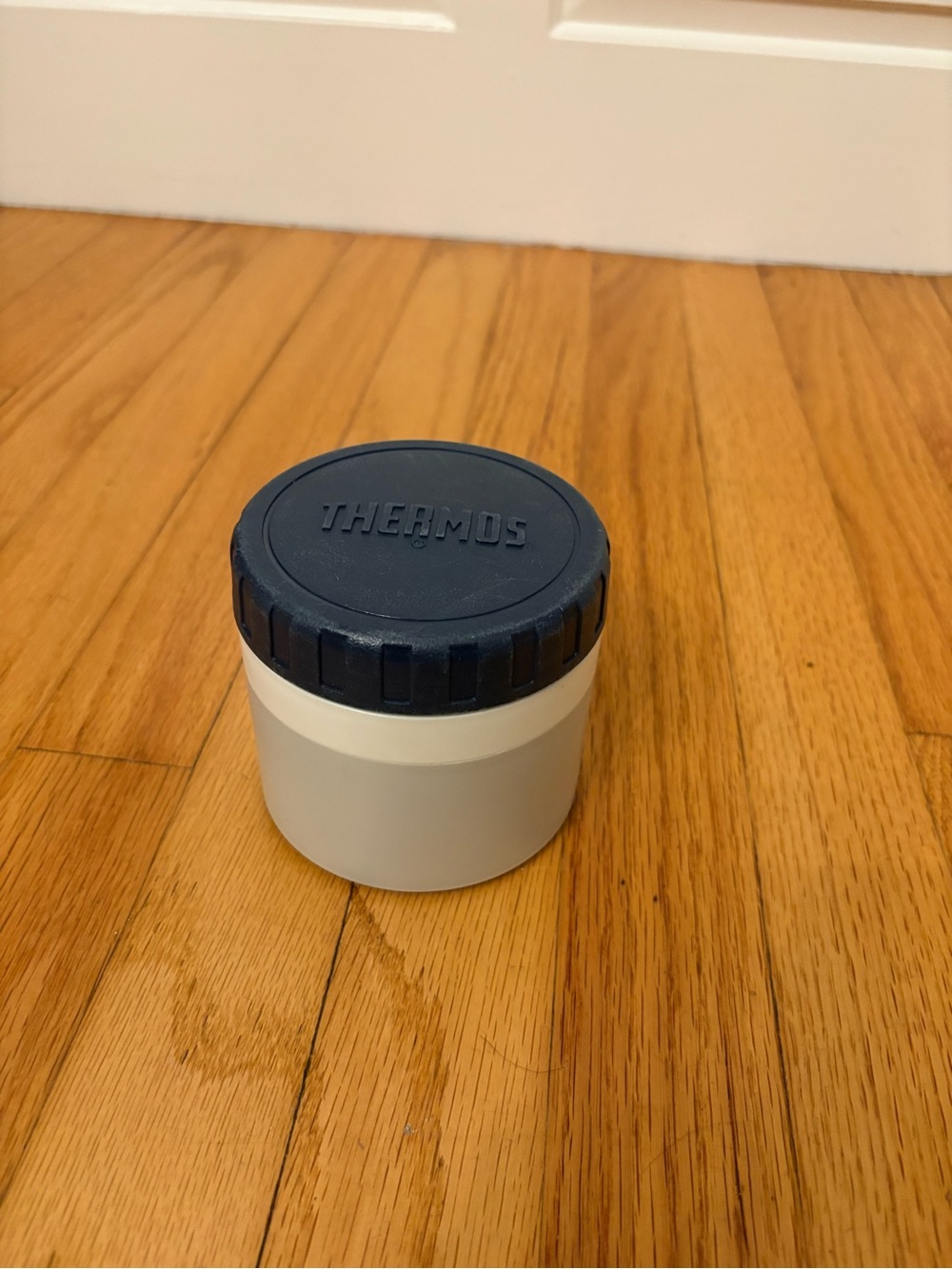 VTG THERMOS 6 ounce soup travel container blue, white & gray OS